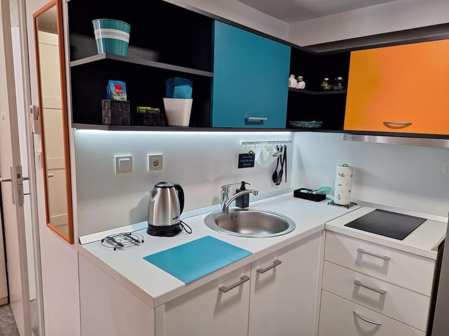 New Studio Apartment Emmy With Free Street Parking Zagreb Eksteriør billede