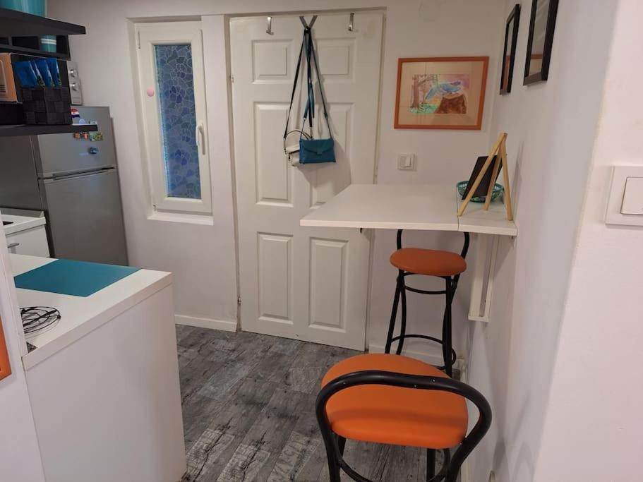 New Studio Apartment Emmy With Free Street Parking Zagreb Eksteriør billede